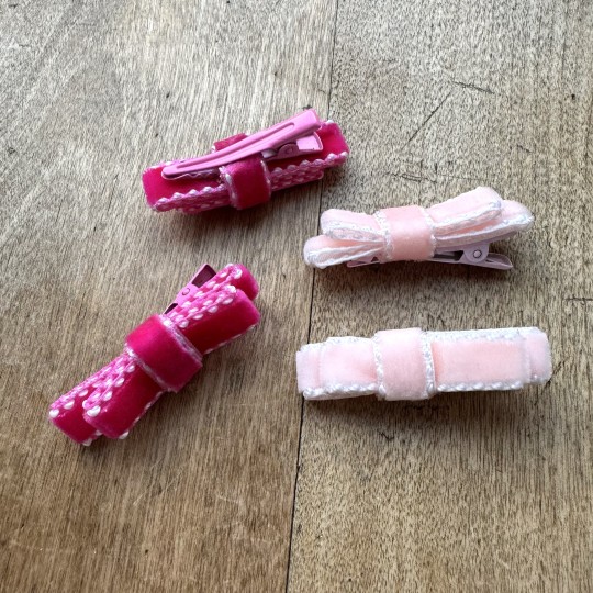 Hårspännen med rosett i sammet x 4