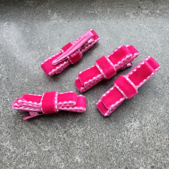 Hårspännen med rosett i sammet x 4