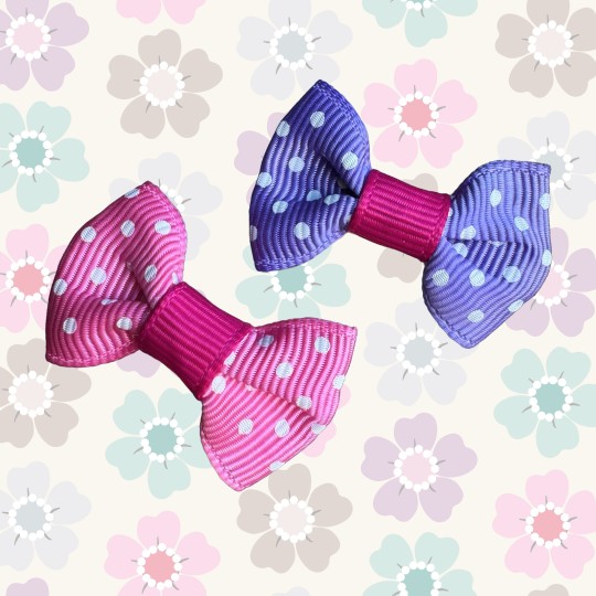 Hårspänne mini med prickig rosett