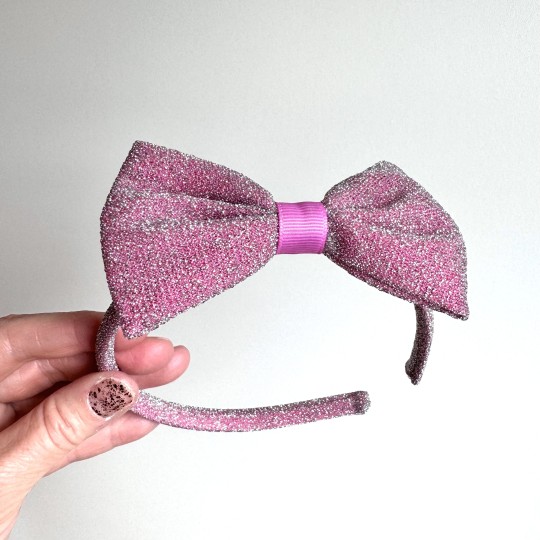 Diadem med festligt silverglitter