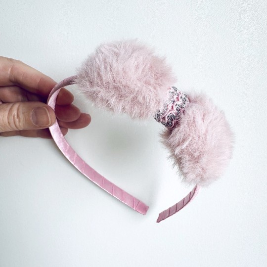 Diadem med rosett i fuskpäls