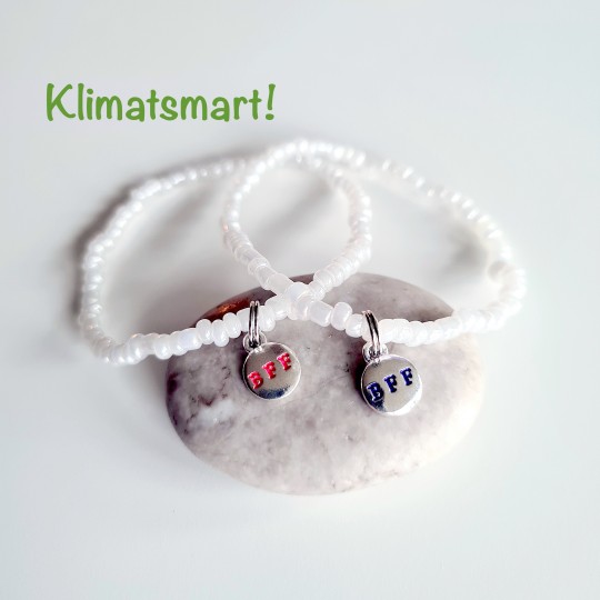 Armband med vita pärlor BFF x 2 - KLIMATSMART